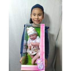 Promo Muñeca Bebe de Goma Suave con Su Coche Baston